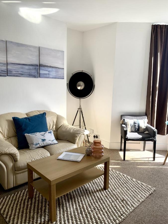 Апартаменты Seaview Richmond Terrace Суонси Экстерьер фото